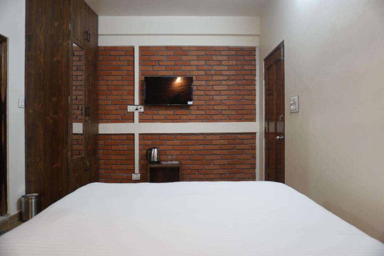 Dorsen Homestay Shillong Eksteriør billede